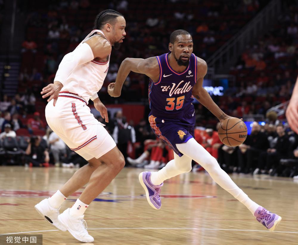 里昂的中场 里昂的中场