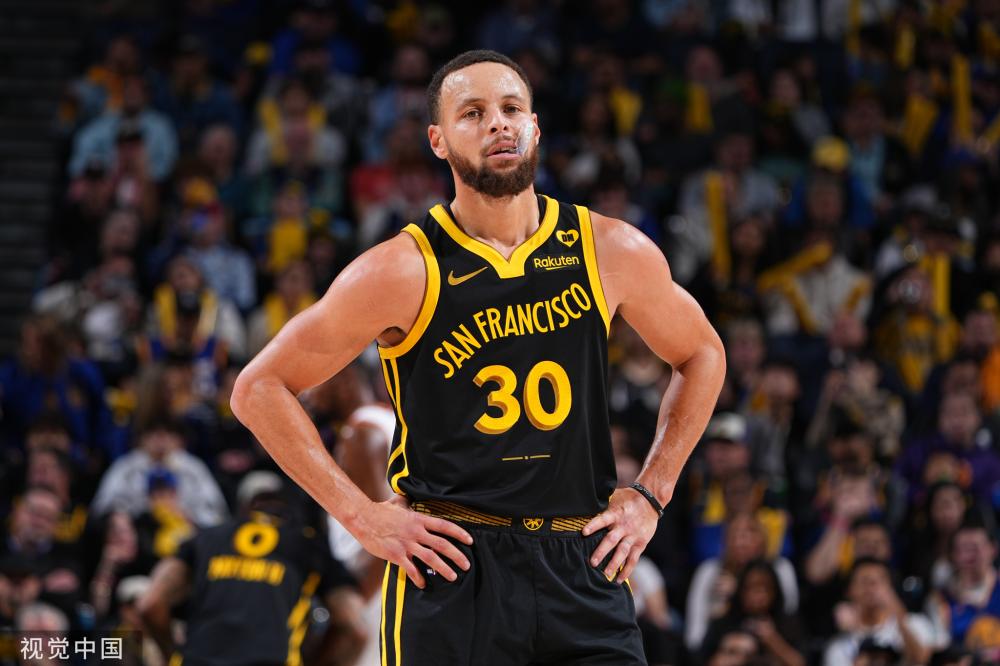 轻易退缩的 轻易退缩的