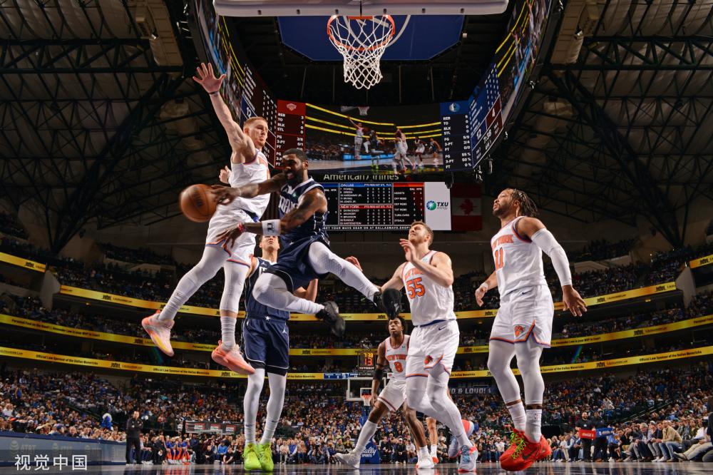 每当他披上 每当他披上